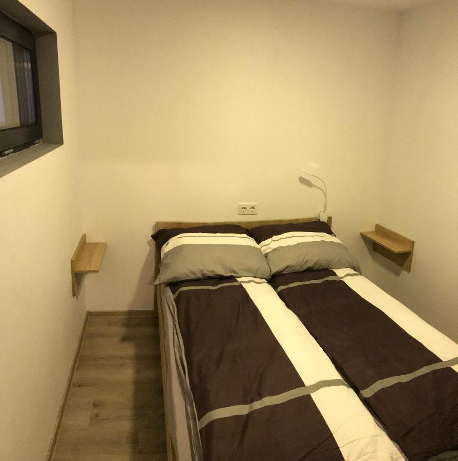Orion Apartments Gyimesfelsőlok Kültér fotó